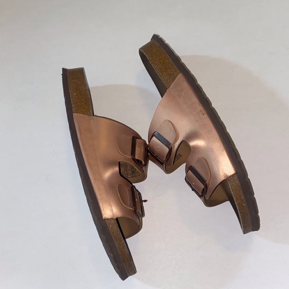 Cushionaire Stylish CopperâWomenâs Sandals with Adjustable Straps Size 9M - Picture 5 of 6